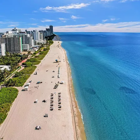 Charming Ocean View Condo Beach Service 806